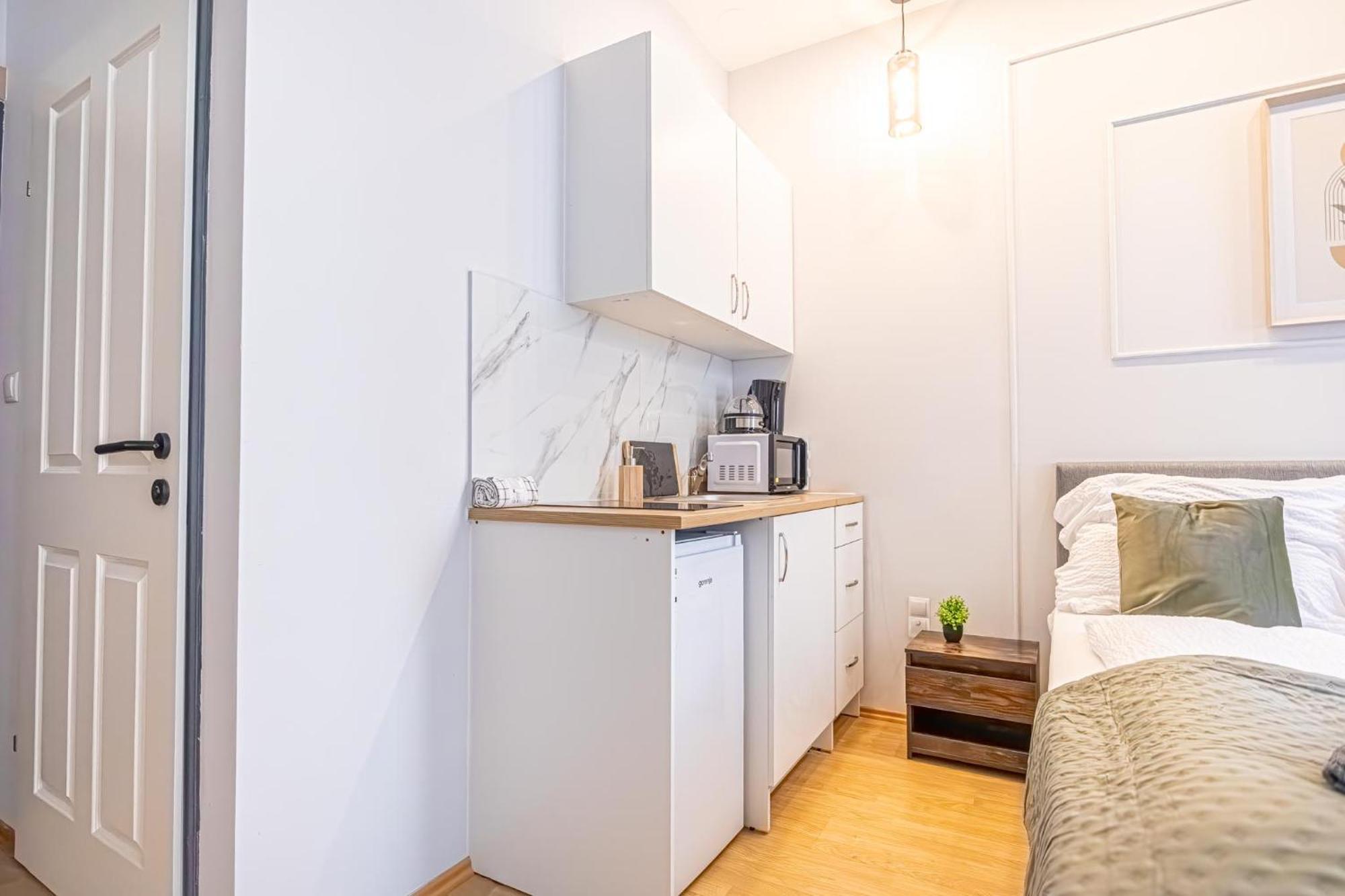 Apartment Comfy And Quiet At 12th District In Wien